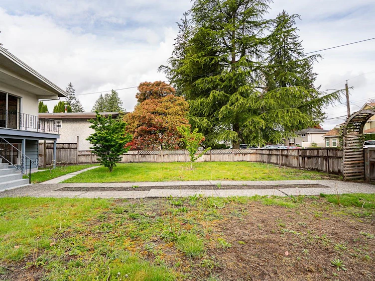 1730 Laurier Avenue, Port Coquitlam, BC, V3B 2C4 - 4