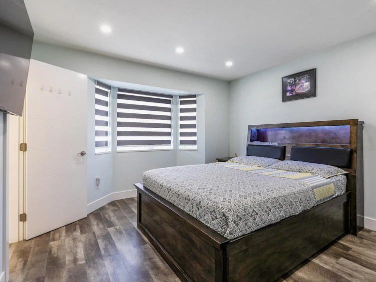 1860 King George Boulevard, Surrey, BC, V4A 5A1 - 12