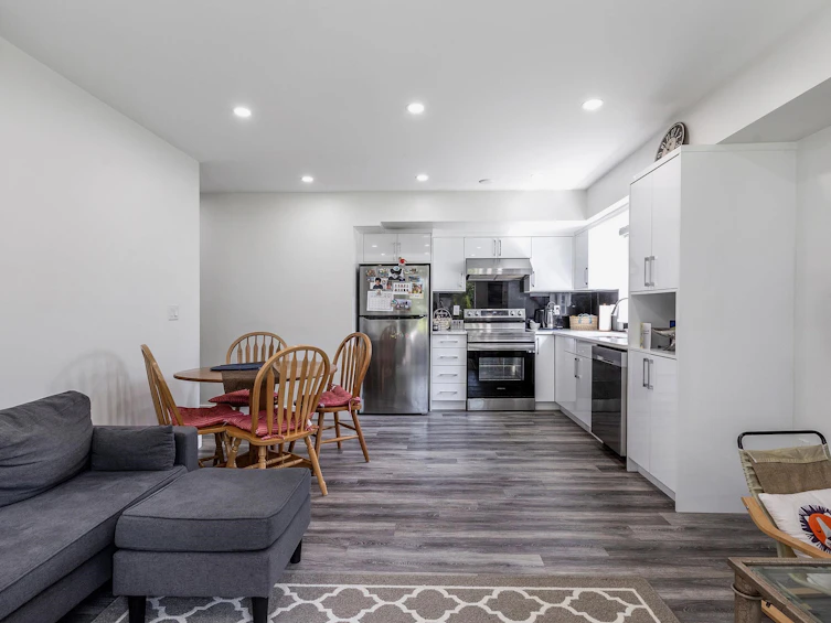 1860 King George Boulevard, Surrey, BC, V4A 5A1 - 24