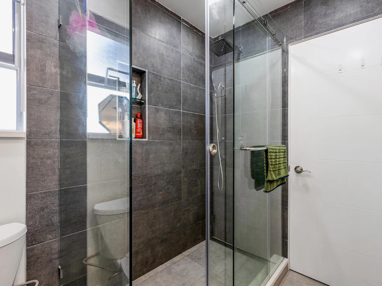 1860 King George Boulevard, Surrey, BC, V4A 5A1 - 26