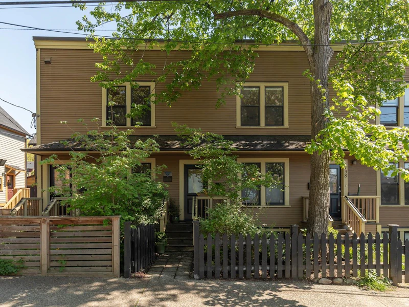 736 Jackson Avenue, Vancouver BC V6A 3B9