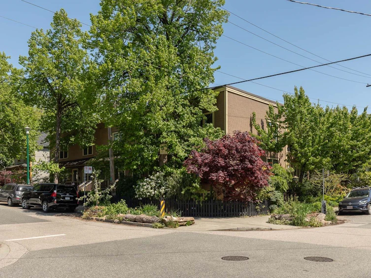 736 Jackson Avenue, Vancouver, BC, V6A 3B9 - 36