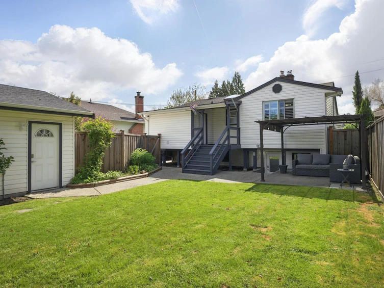 217 Sandringham Avenue, New Westminster, BC, V3L 1Z4 - 27