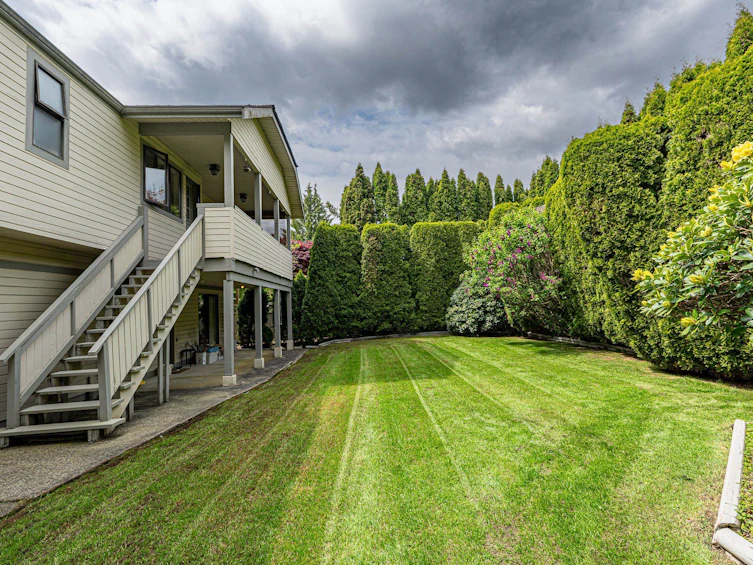2117 Knightswood Place, Burnaby, BC, V5A 4B9 - 32