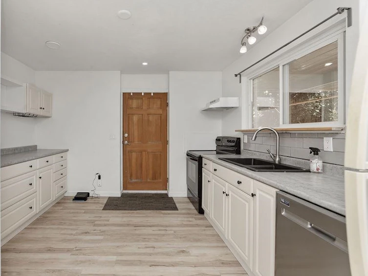 775 Marine Drive, Gibsons, BC, V0N 1V1 - 18