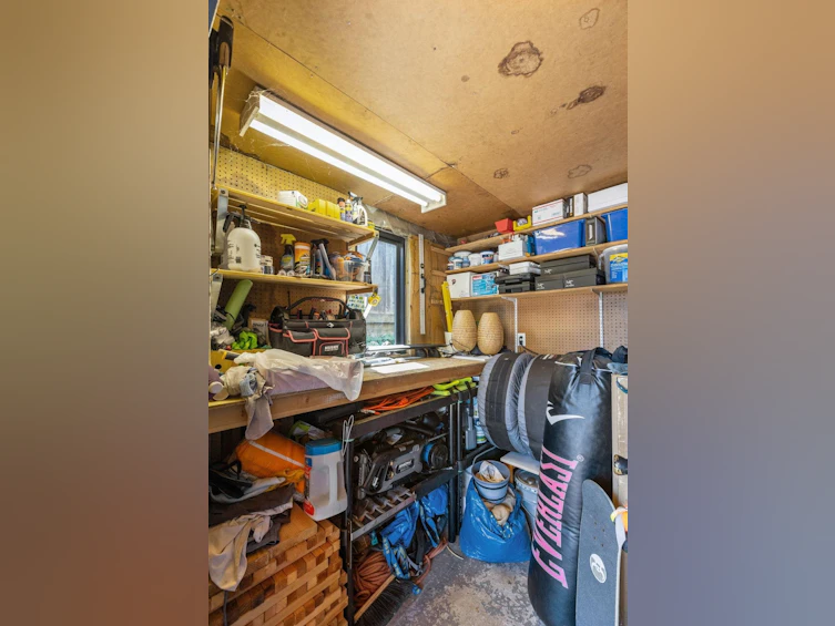 1964 Cliffwood Road, North Vancouver, BC, V7G 1S2 - 32