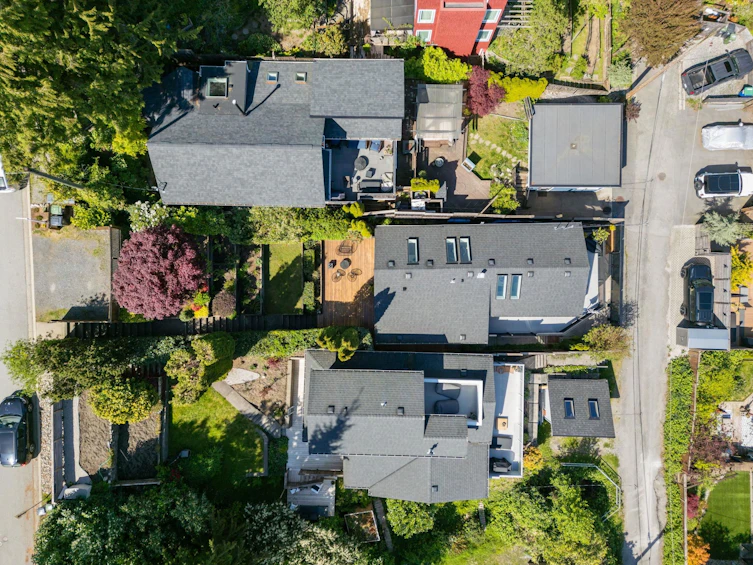 1964 Cliffwood Road, North Vancouver, BC, V7G 1S2 - 38