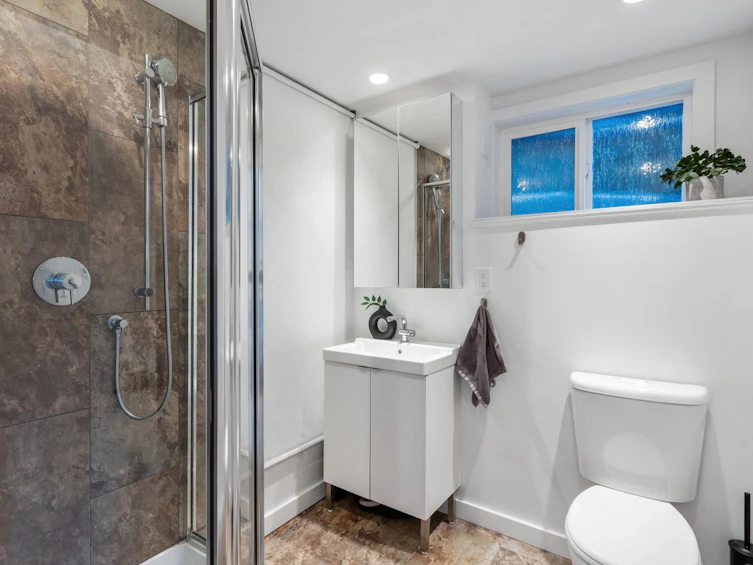 1964 Cliffwood Road, North Vancouver, BC, V7G 1S2 - 21