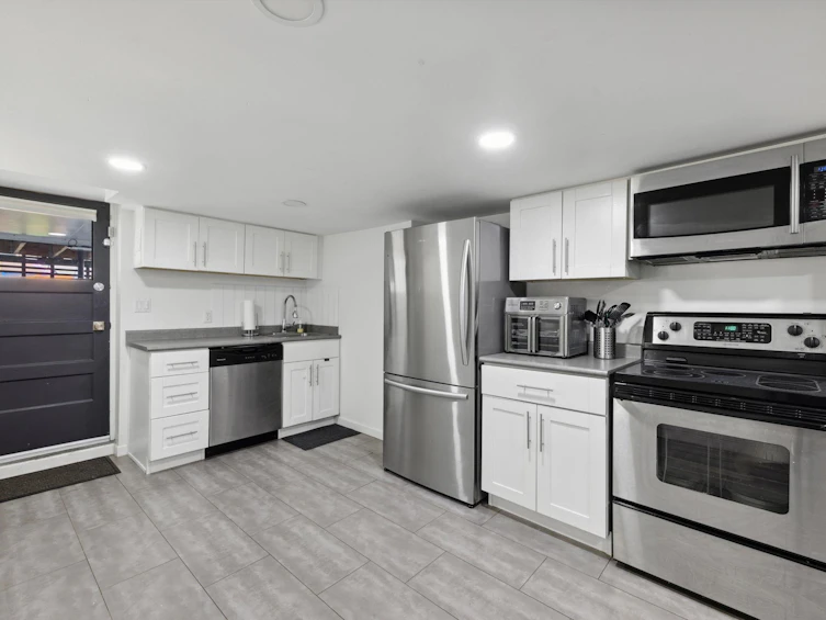4785 Elgin Street, Vancouver, BC, V5V 4S2 - 32
