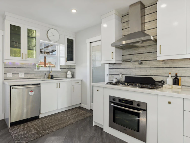 4785 Elgin Street, Vancouver, BC, V5V 4S2 - 15