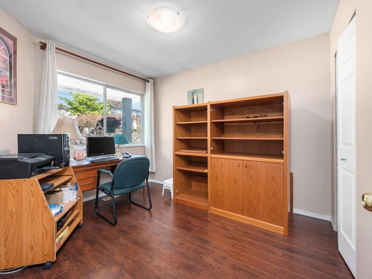 1038 Walls Avenue, Coquitlam, BC, V3K 2T7 - 23