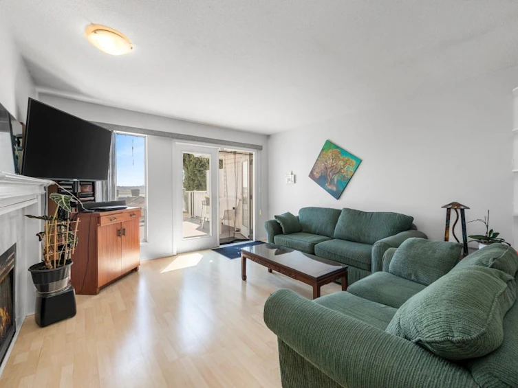 1038 Walls Avenue, Coquitlam, BC, V3K 2T7 - 14