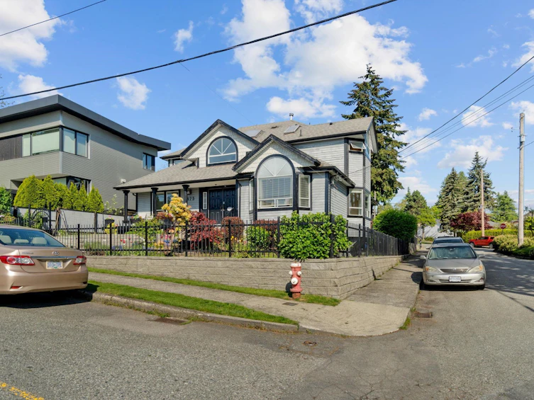 473 Elmer Street, New Westminster, BC, V3L 4M6 - 2