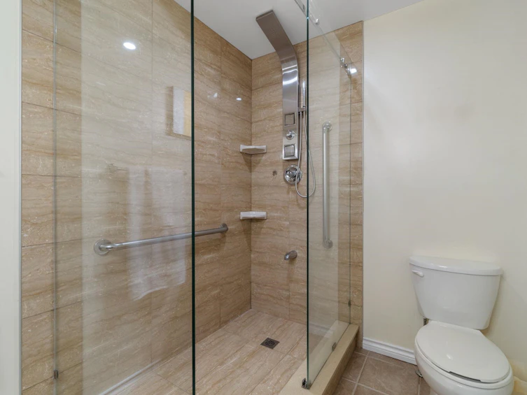 473 Elmer Street, New Westminster, BC, V3L 4M6 - 10