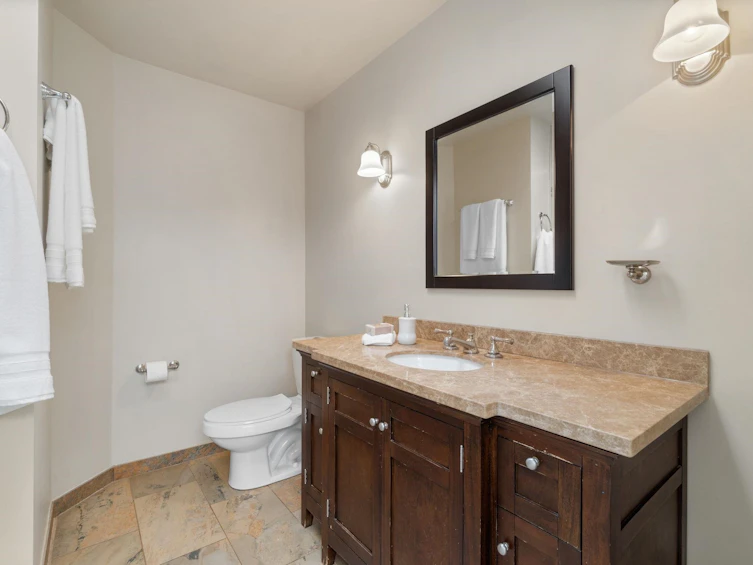 473 Elmer Street, New Westminster, BC, V3L 4M6 - 25