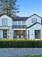 428 W 28th Street