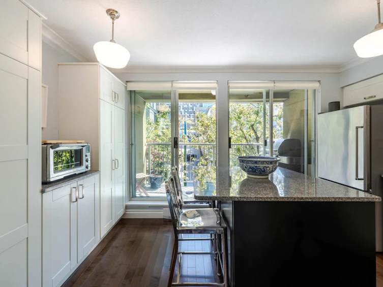 15-795 W 8th Avenue, Vancouver, BC, V5Z 1C9 - 12
