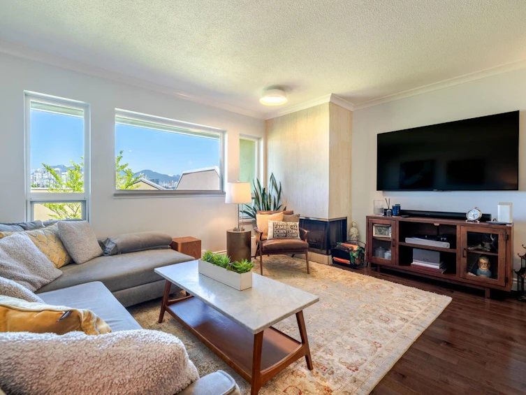 15-795 W 8th Avenue, Vancouver, BC, V5Z 1C9 - 4