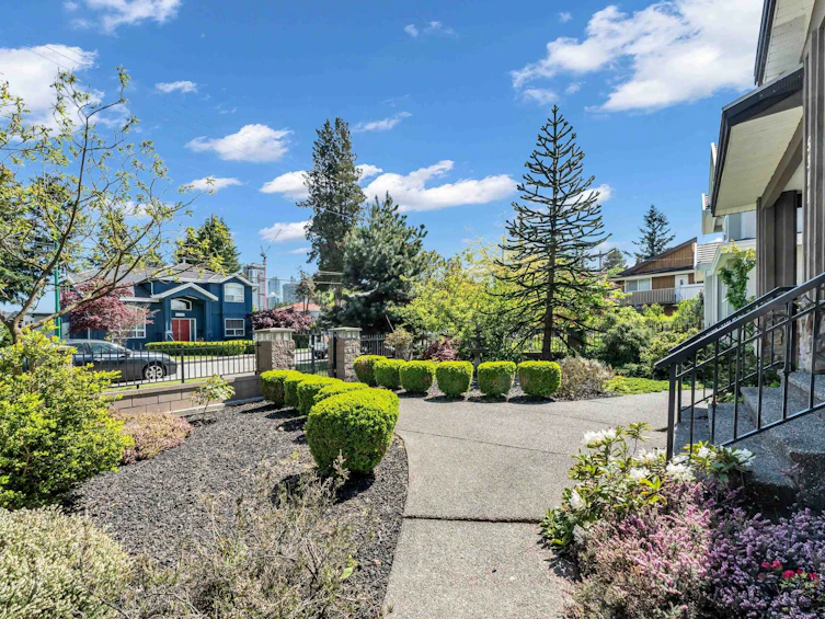 5311 Inman Avenue, Burnaby, BC, V5H 2L5 - 31