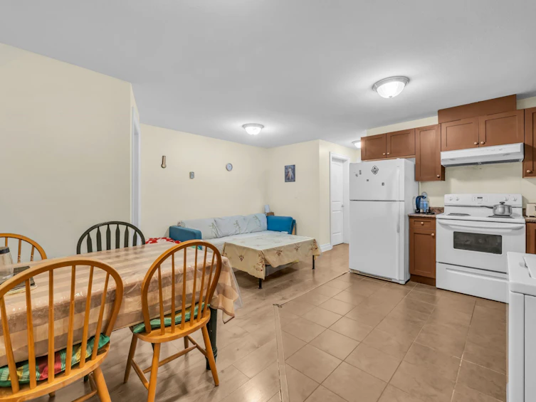 5311 Inman Avenue, Burnaby, BC, V5H 2L5 - 25