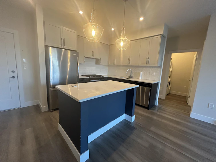 210-32838 Ventura Avenue, Abbotsford, BC, V2S 0M5 - 2