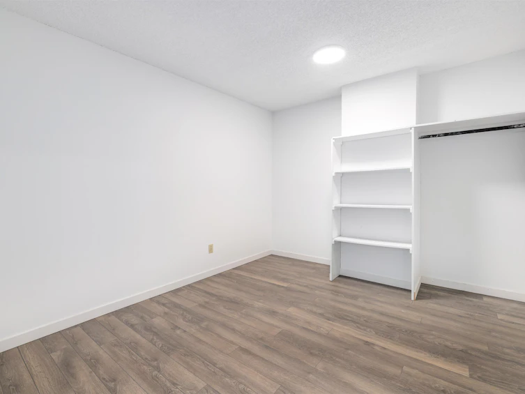 14832 Holly Park Lane, Surrey, BC, V3R 6Y2 - 20