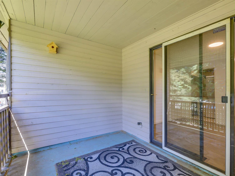 14832 Holly Park Lane, Surrey, BC, V3R 6Y2 - 27