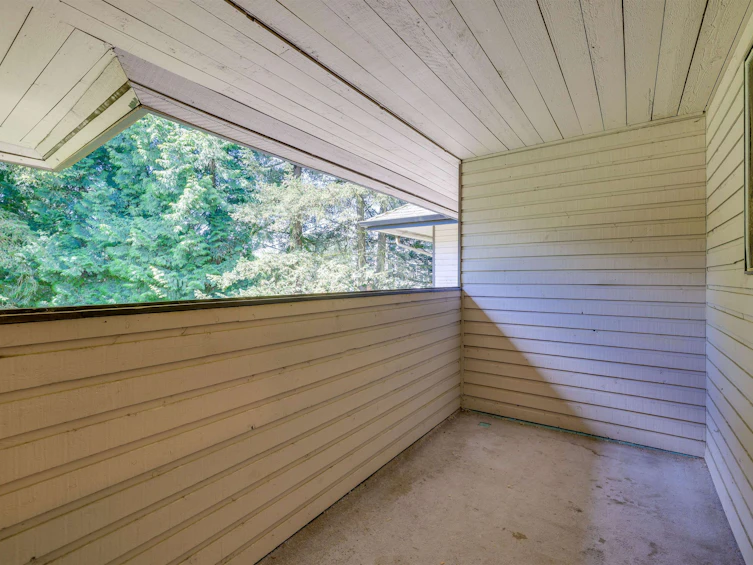 14832 Holly Park Lane, Surrey, BC, V3R 6Y2 - 29