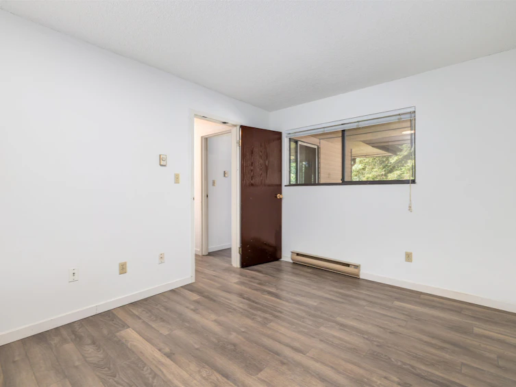 14832 Holly Park Lane, Surrey, BC, V3R 6Y2 - 21