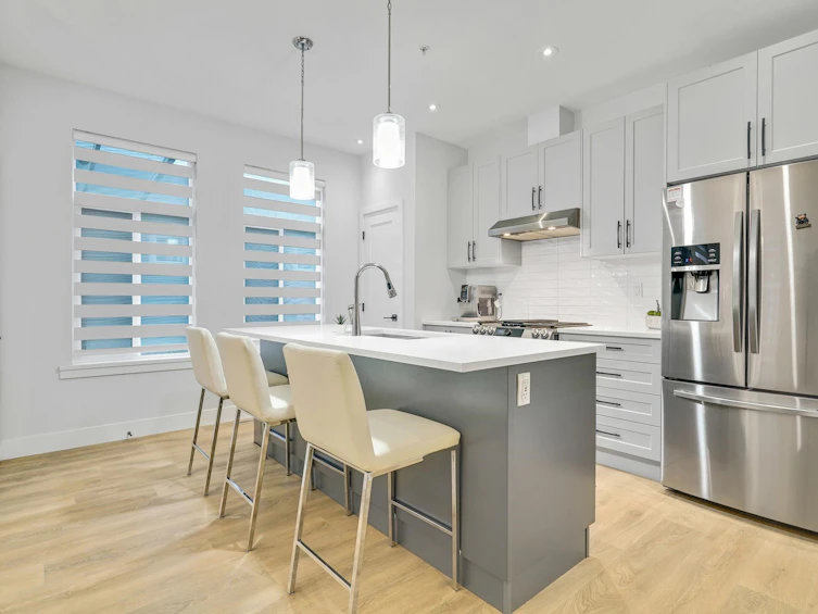 7760 204 Street, Langley, BC, V2Y 4K3 - 8
