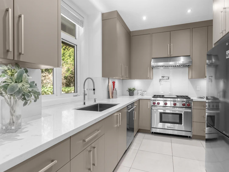 727 Biddesden Place, West Vancouver, BC, V7S 1P9 - 11