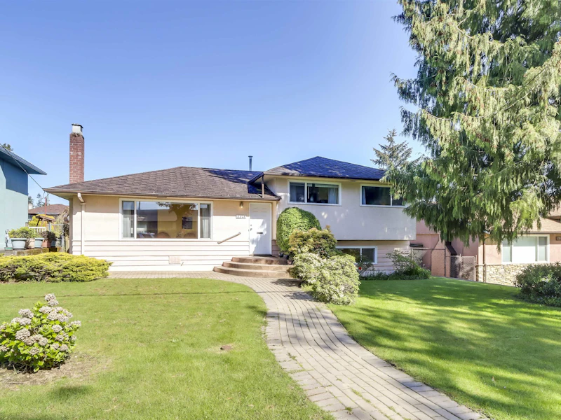 2346 Cliff Avenue, Burnaby BC V5A 2L2