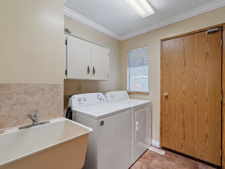 14090 20 Avenue, Surrey, BC, V4A 8P6 - 24