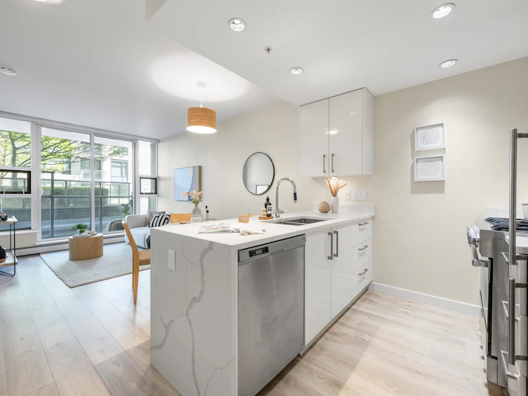 611-1708 Columbia Street, Vancouver, BC, V5Y 0H7 - 5