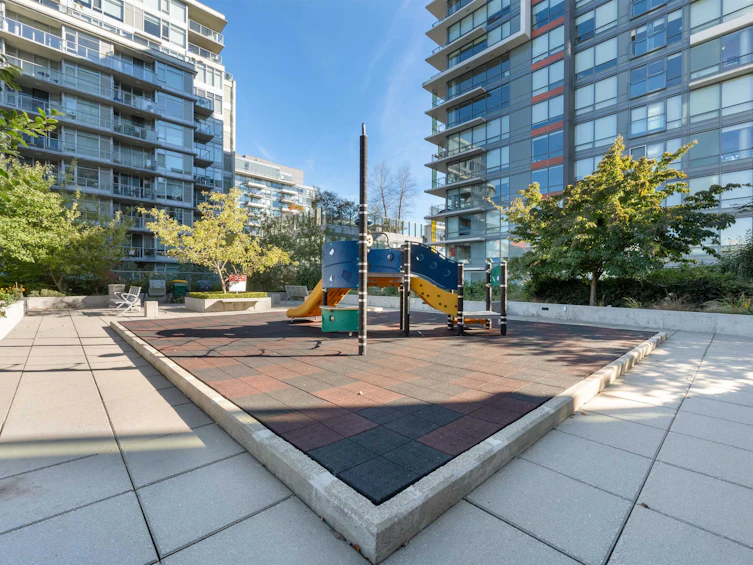 611-1708 Columbia Street, Vancouver, BC, V5Y 0H7 - 20