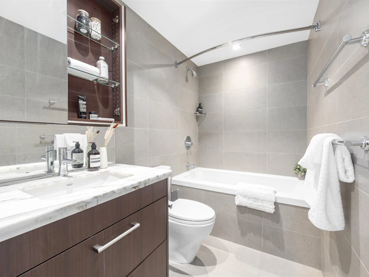 611-1708 Columbia Street, Vancouver, BC, V5Y 0H7 - 14