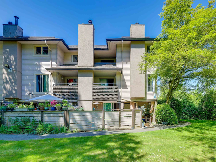 10618 Holly Park Lane, Surrey, BC, V3R 6X9 - 2