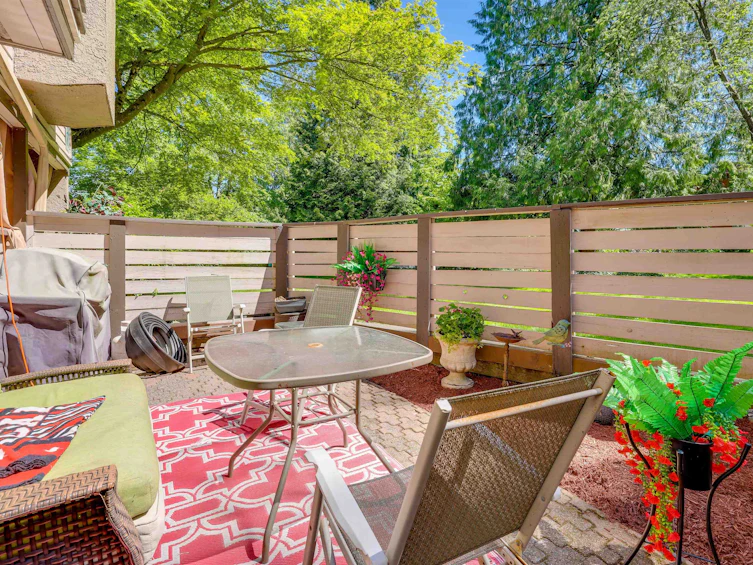 10618 Holly Park Lane, Surrey, BC, V3R 6X9 - 19