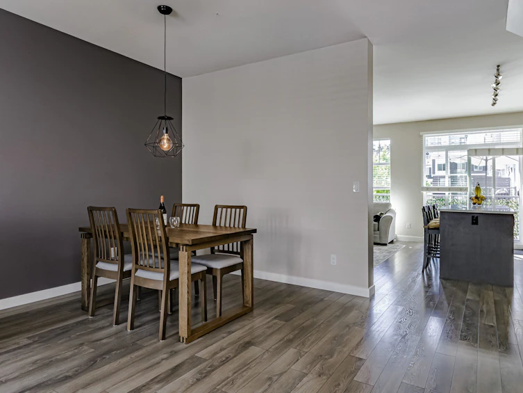 19-15340 Guildford Drive, Surrey, BC, V3R 0C9 - 9