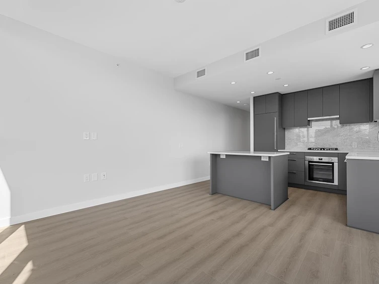 602-5380 Crooked Branch Road, Vancouver, BC, V5R 6H7 - 6