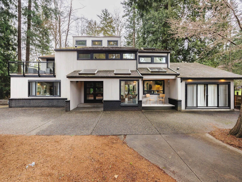 22566 132nd Avenue, Maple Ridge BC V4R 2R2