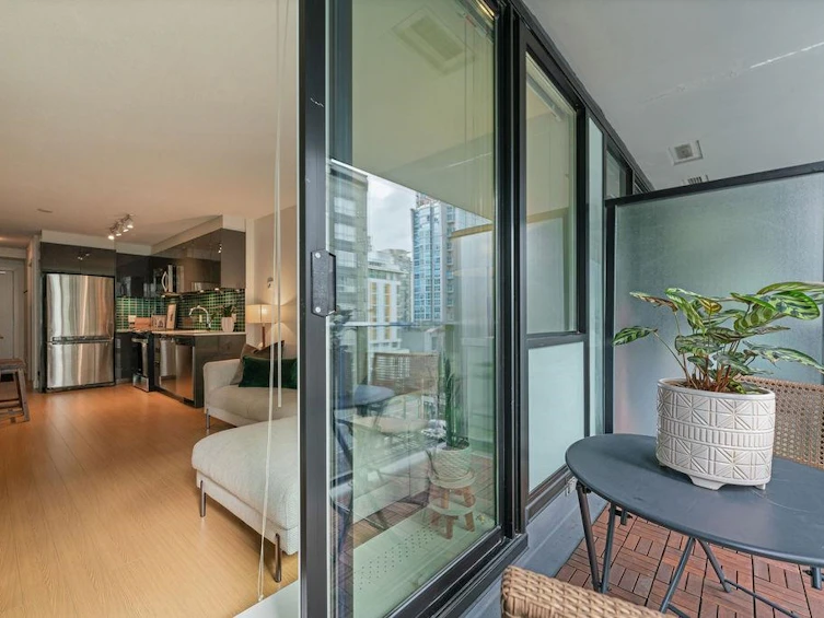 608-1325 Rolston Street, Vancouver, BC, V6B 0M2 - 21