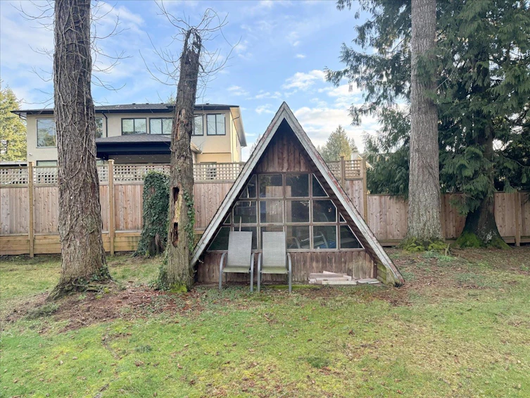 3164 Old Clayburn Road, Abbotsford, BC, V2S 4H3 - 27