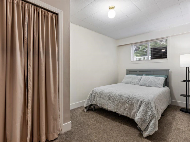 3164 Old Clayburn Road, Abbotsford, BC, V2S 4H3 - 15