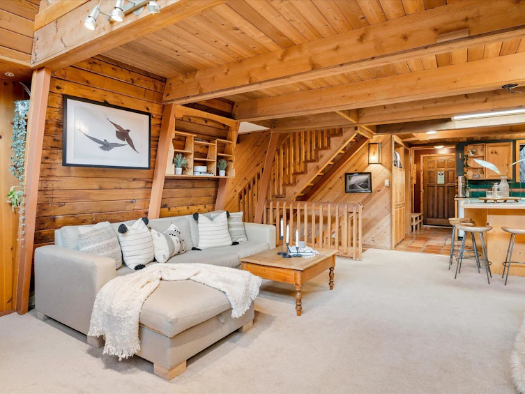 9480 Emerald Drive, Whistler, BC, V8E 0G5 - 2