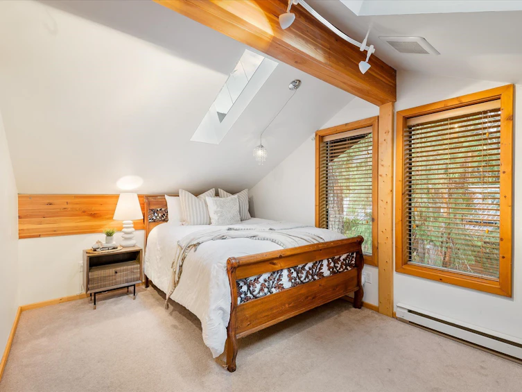 9480 Emerald Drive, Whistler, BC, V8E 0G5 - 30