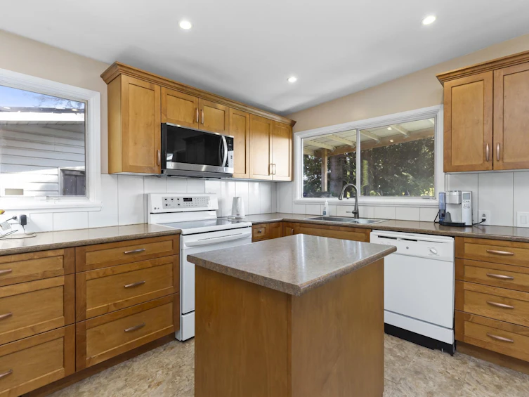 33623 5 Avenue, Mission, BC, V2V 1W8 - 10
