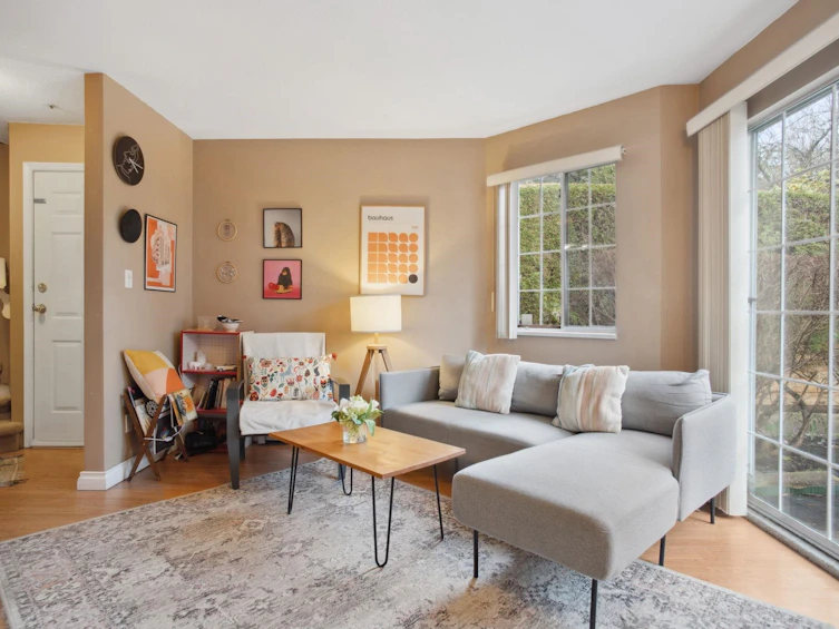 3738 Fraser Street, Vancouver, BC, V5V 4E1 - 2
