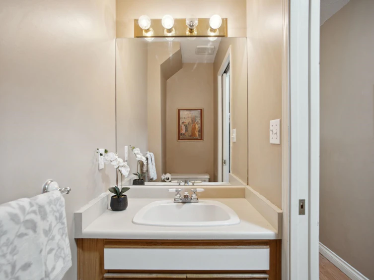 3738 Fraser Street, Vancouver, BC, V5V 4E1 - 13