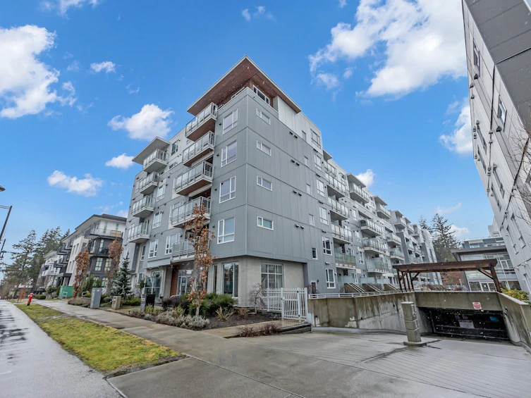 326-13963 105 Boulevard, Surrey, BC, V3T 0M9 - 3